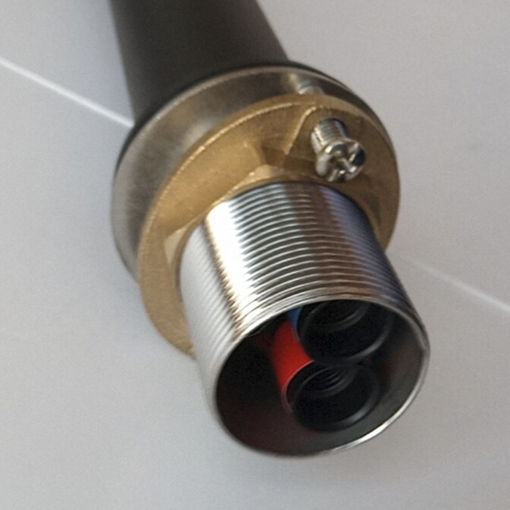 Grifo de Lavabo Alto monomando UGO NEGRO mate - Imagen 4